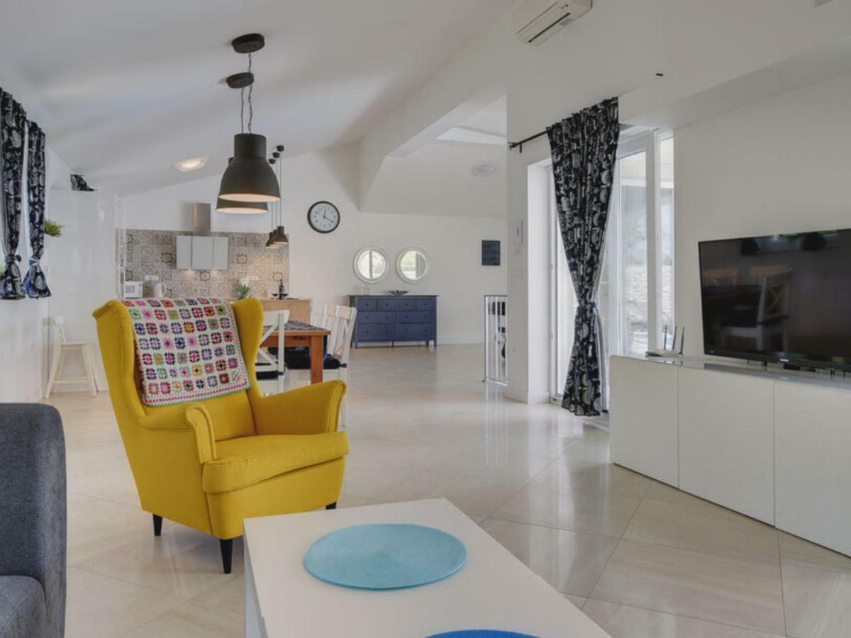 Villa Blanca With A Heated Private Pool Ruzici  Extérieur photo